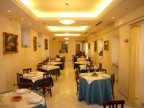 Assisi Garden Hotel Luaran gambar