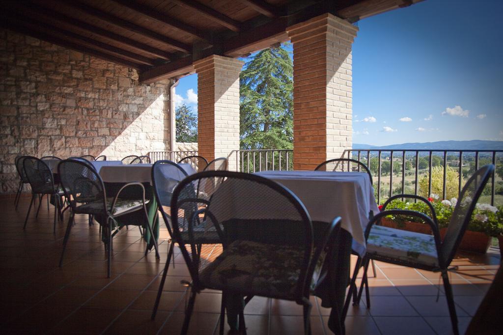 Assisi Garden Hotel Luaran gambar