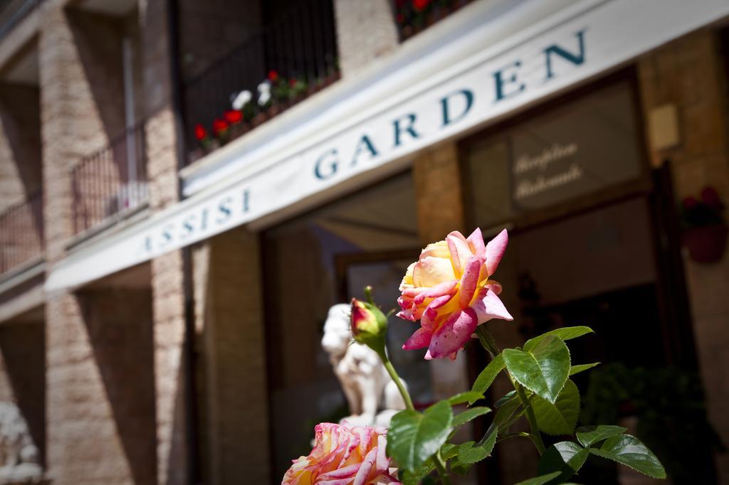 Assisi Garden Hotel Luaran gambar