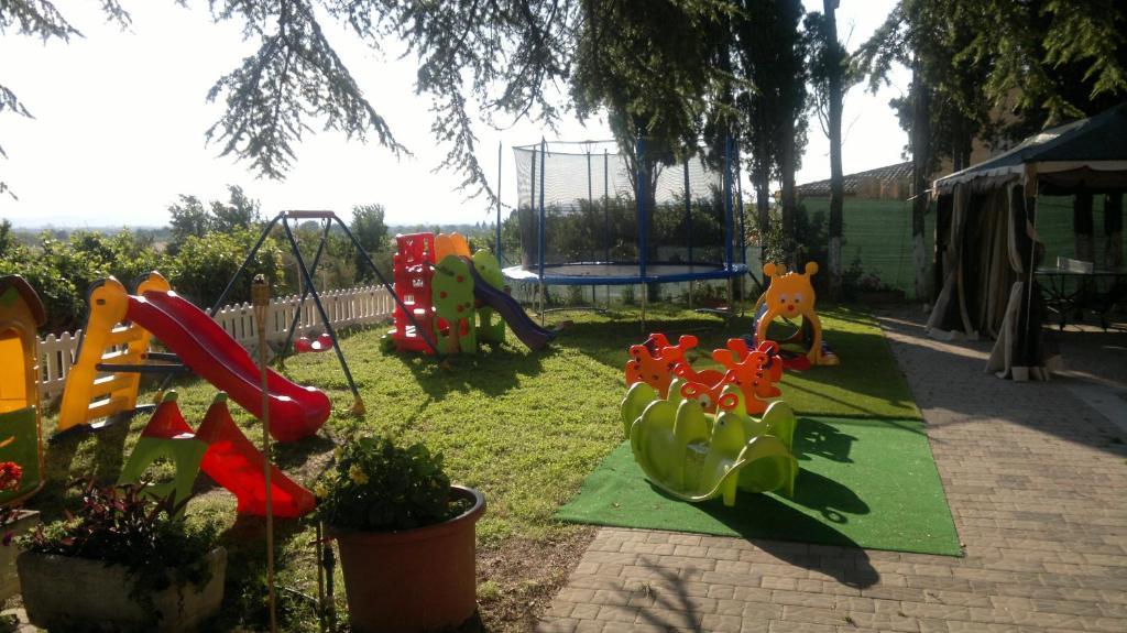 Assisi Garden Hotel Luaran gambar